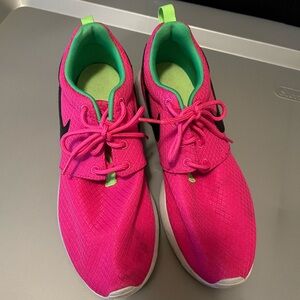 Nike Rosherun Pink, Black, and Green Shoes